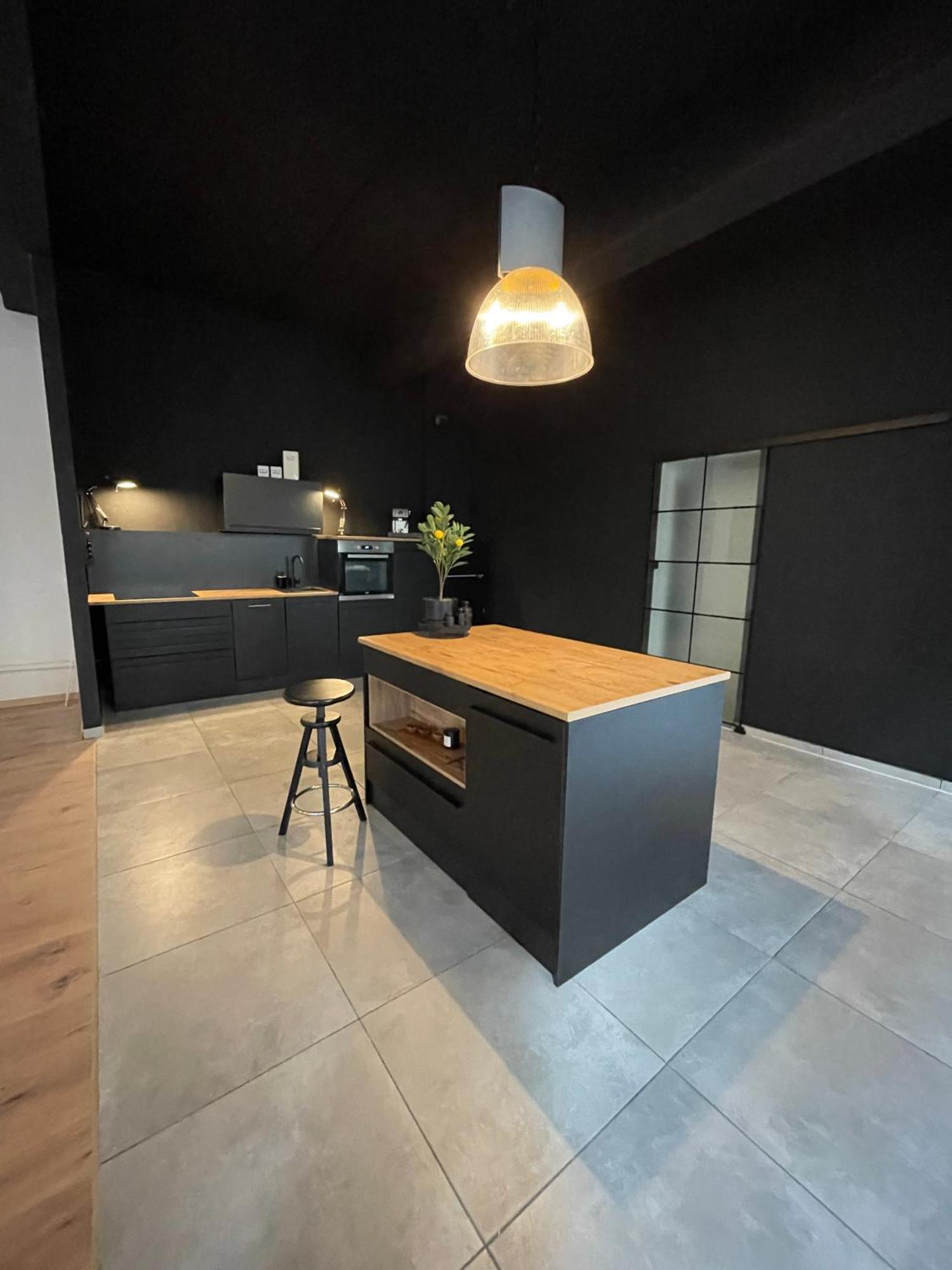 Design Loft - 200Qm2 - Heimkino - Bestlage - Parkplatz Wiesbaden Buitenkant foto